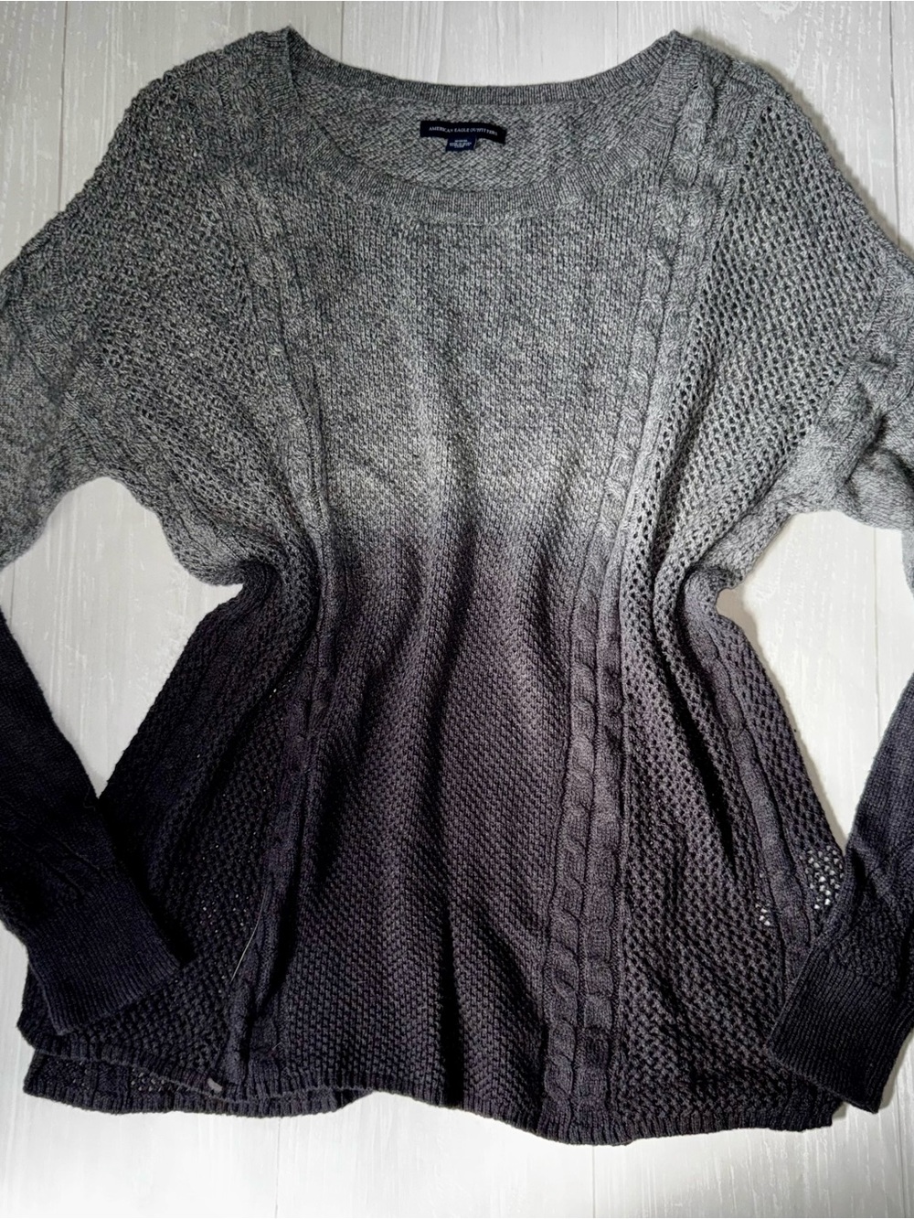 American eagle Ombre Gray Cable Knit Sweater